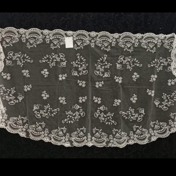 Mantilla Media Luna Blanco Roto
